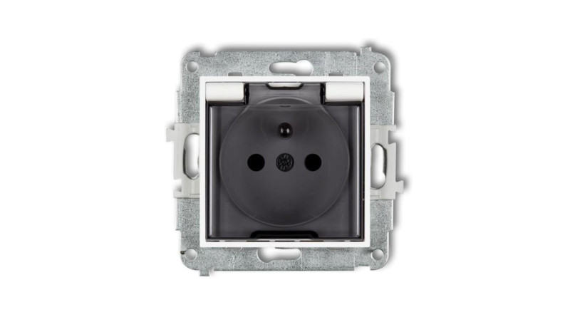 ICON Mechanizm gniazda bryzgoszczelnego z uziemieniem 2P+Z (klapka dymna, przesłony torów prądowych) biały mat 25IGPB-1zdp ICON Mechanizm gniazda bryzgoszczelnego z uziemieniem 2P+Z (klapka dymna, przesłony torów prądowych) biały mat 25IGPB-1zdp