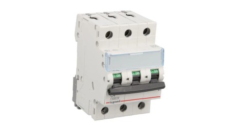 Wyłącznik nadprądowy 3P C 4A 6kA AC S303 TX3 403540