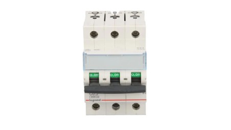 Wyłącznik nadprądowy 3P C 0.5A 6kA AC S303 TX3 403536