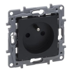 Niloe Selection Gniazdo 2p+z 16A 250V (z przesłoną, zaciski automat...