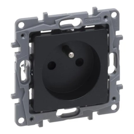 Niloe Selection Gniazdo 2p+z 16A 250V (z przesłoną, zaciski automat...