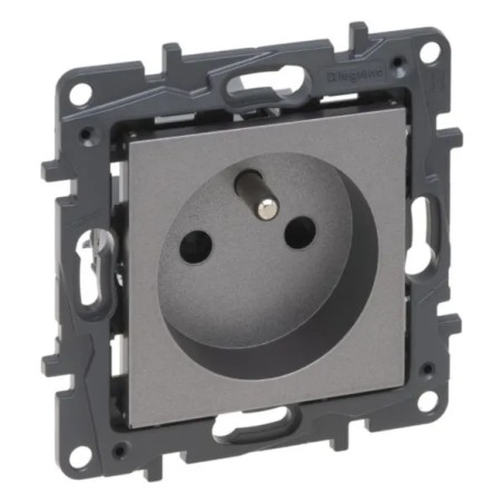 Niloe Step Gniazdo zasilające 2P+Z, zaciski automatyczne, z przesłoną stalowy 863433